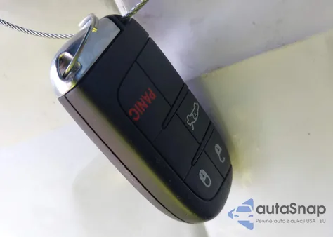 2021 Dodge Challenger Sxt z USA, uszkodzony, nr VIN 2C3CDZAG9MH538638